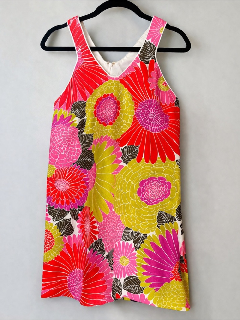 Trina Turk Bright Floral Mini Dress 🌸 Colorful Resort Chic Statement Piece